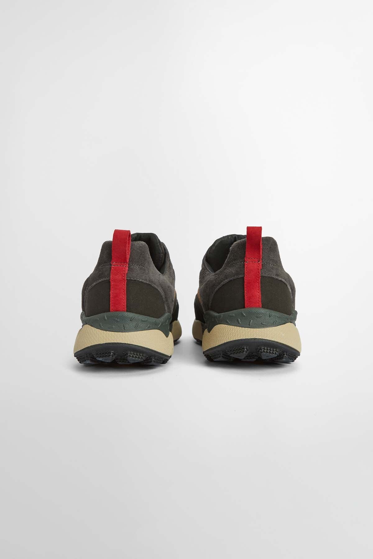 Back Country Uni Trainers